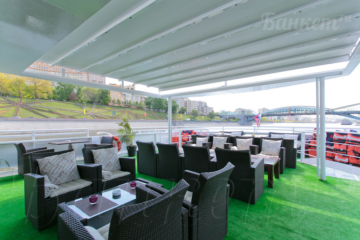 Палуба с баром — фото 6