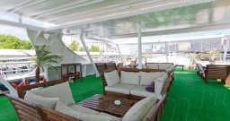 Верхняя палуба — интерьер зала