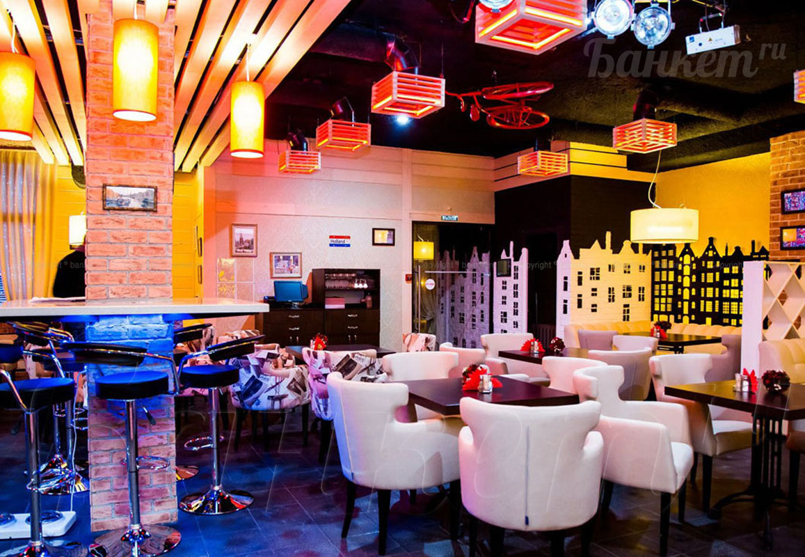 Кафе-бар Amsterdam — Основной зал, фото банкетного зала