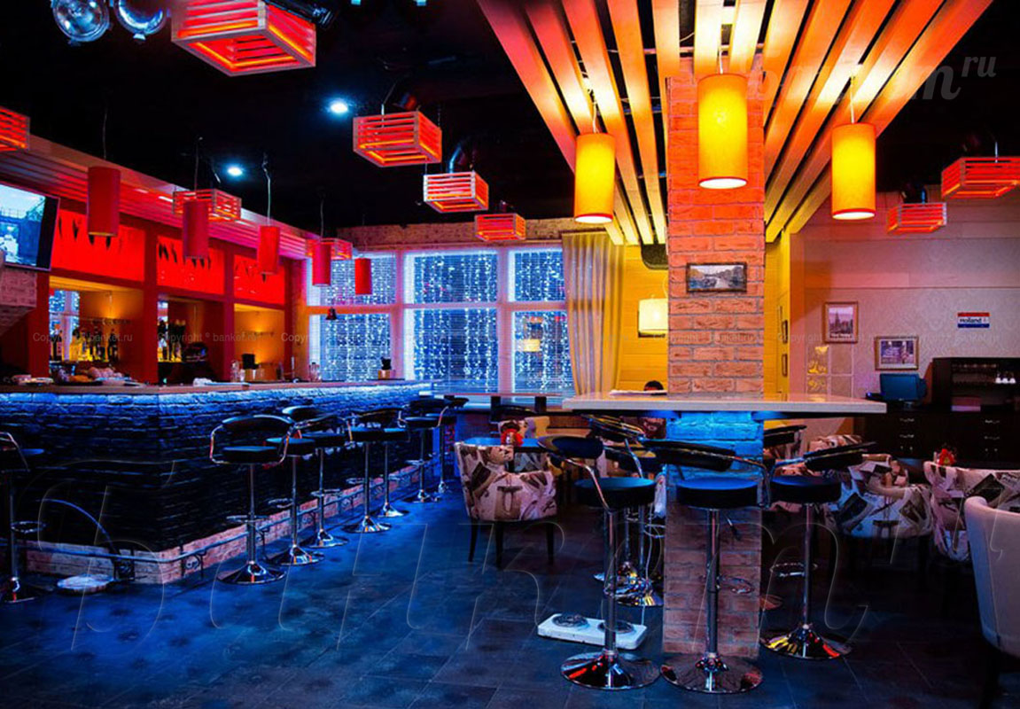 Основной зал — Кафе-бар Amsterdam