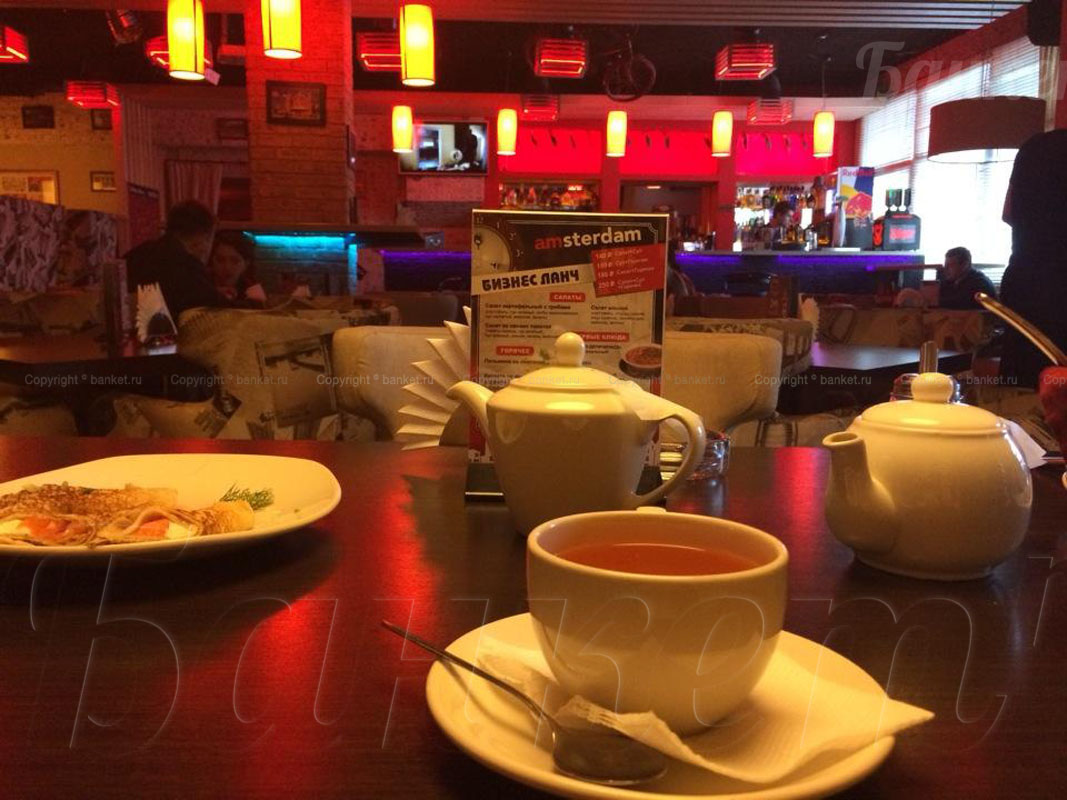 Основной зал — Кафе-бар Amsterdam
