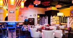 Основной зал