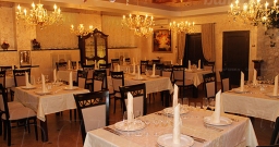 Основной зал