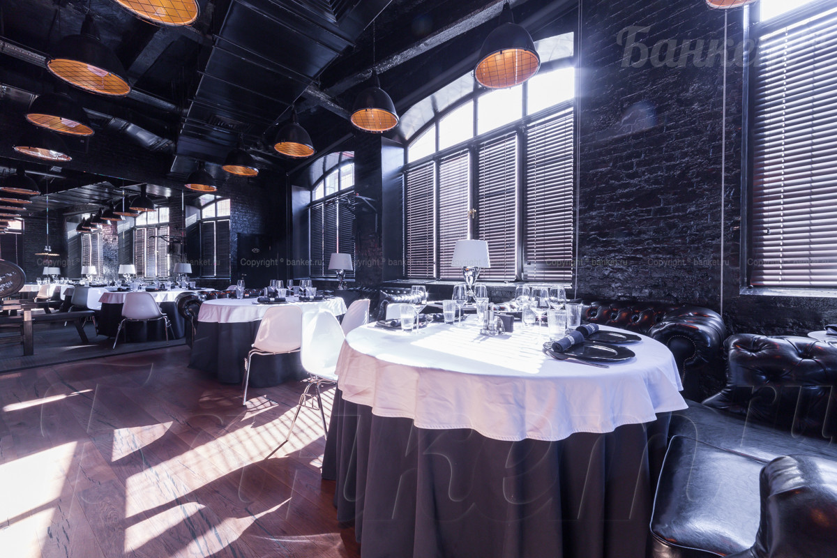 Зал на первом этаже — фото 4