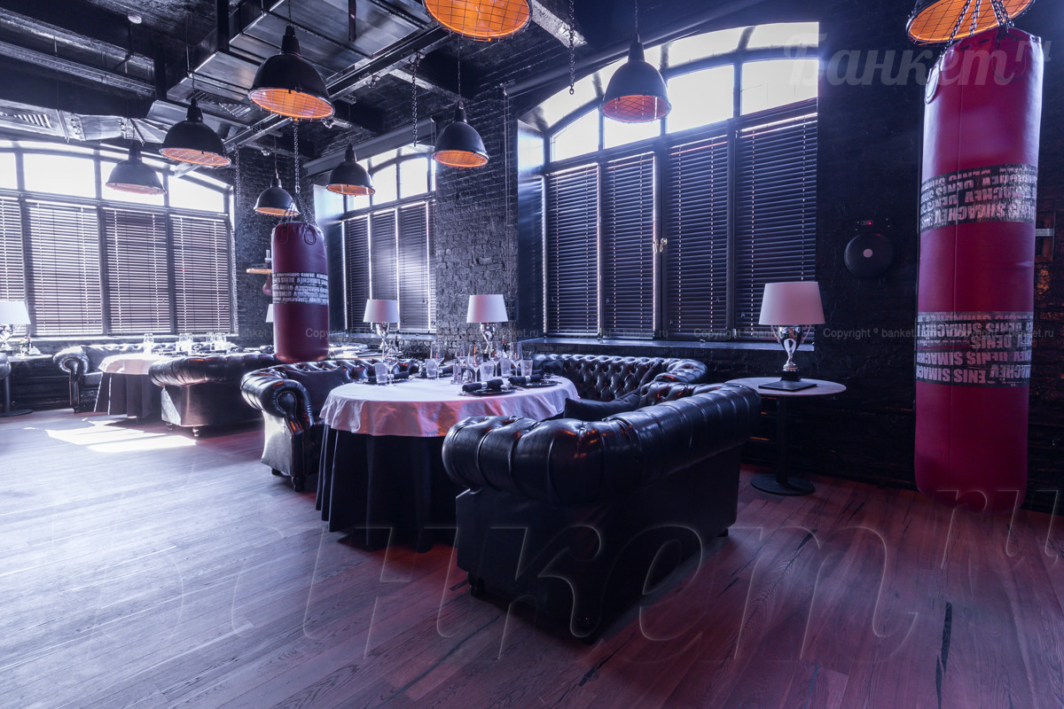 Зал на первом этаже — фото 6