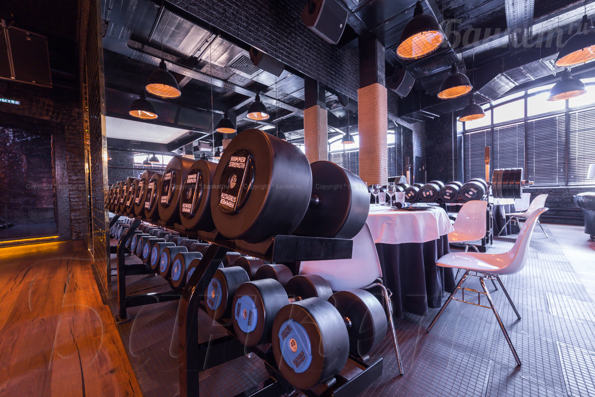 Зал на первом этаже — фото 8