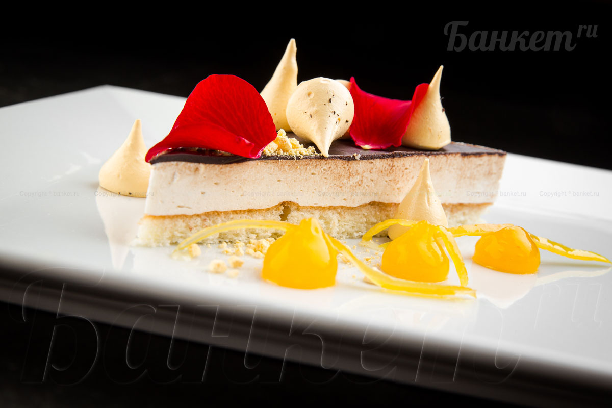 Основной зал первый этаж — фото 61