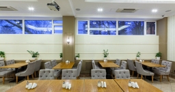 Белый зал — подробнее о зале