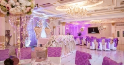 Основной зал — интерьер зала