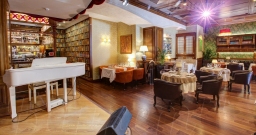 Основной зал — подробнее о зале