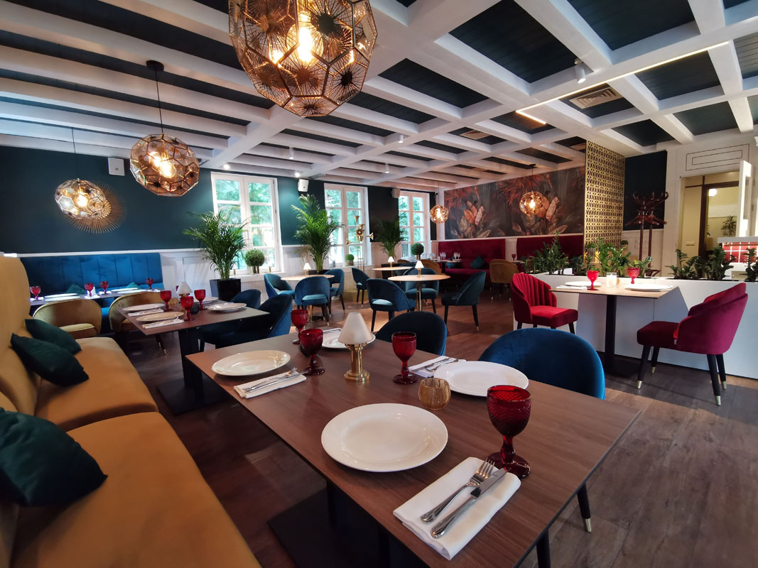 Малый банкетный зал — Villa Politica / Вилла Политика