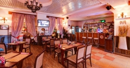 Основной зал