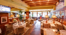 Основной зал — интерьер зала