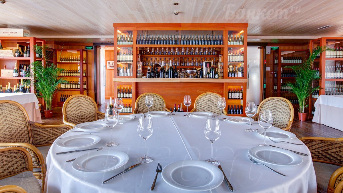 Банкетный зал Банкетный зал — фото 10