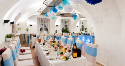 Зал Кафе Вино и сыр — подробнее о зале