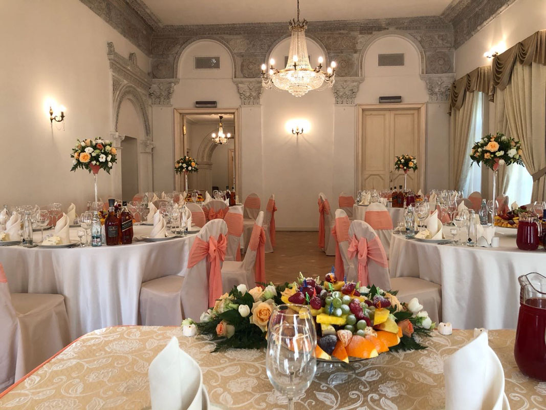 Залы «Бельэтаж» Большой + Венский Зал — Особняк на Кожевнической / Вино и сыр