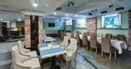 Основной зал