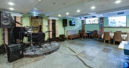 Основной зал