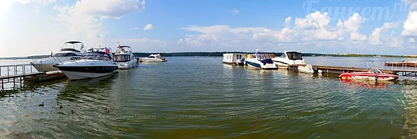 Яхт-клуб Родина, Яхт-клуб Родина — фото