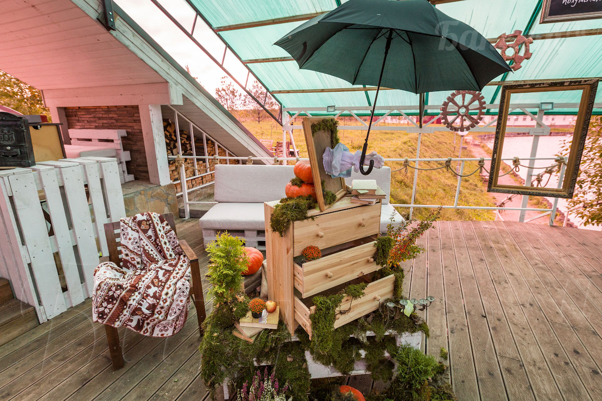 Летняя терраса — Ресторан Lake House / Лэйк Хаус