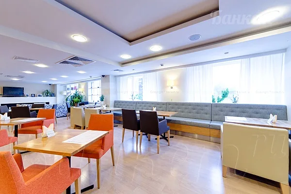 Зал Ресторан — SunFlower Парк Отель, Москва