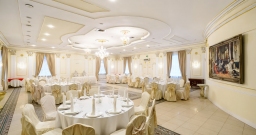 Империя — интерьер зала