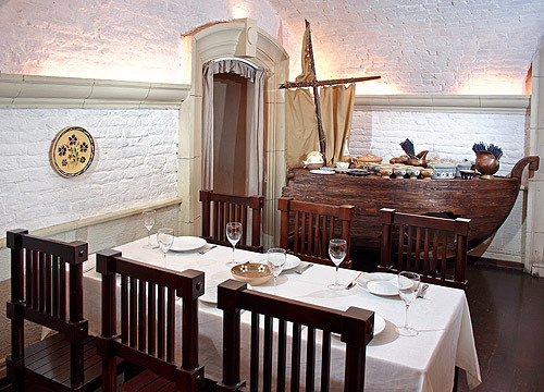 Описание зала — Ресторан Золотая рыбка