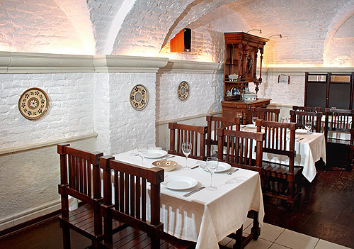 Описание зала — Ресторан Золотая рыбка