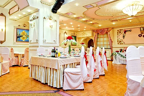 Царица Востока, Царский зал — фото