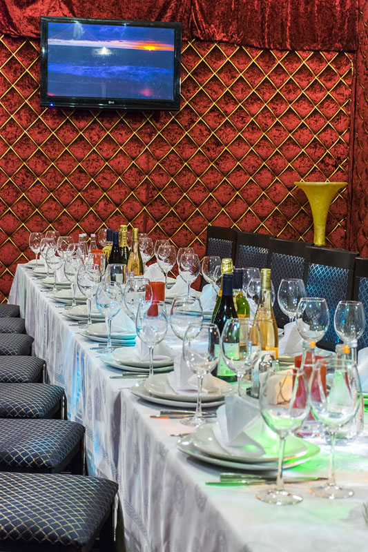 Восточный зал (караоке) — Ресторан Мифос закрыт