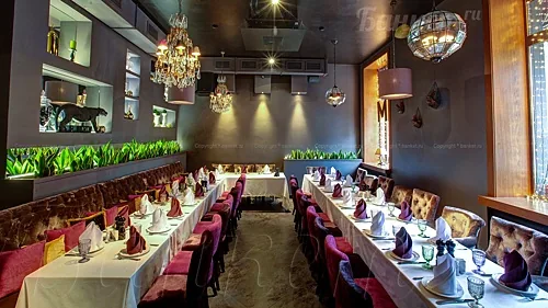 Основной зал — PLUM Restaurant & Bar