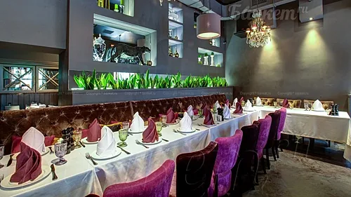 Основной зал — PLUM Restaurant & Bar