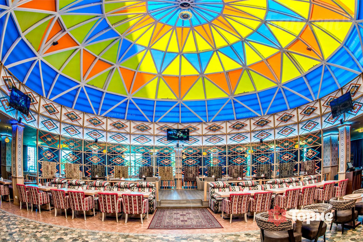 Основной зал — Чайхана Торне