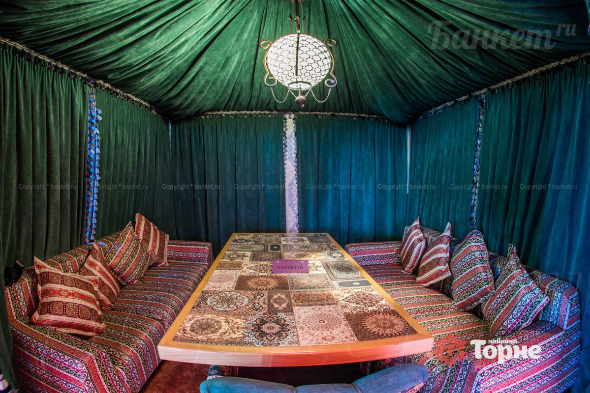 Основной зал — Чайхана Торне