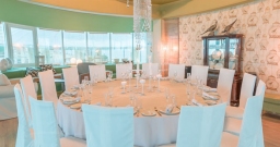 Основной зал