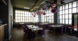 Основной зал — интерьер зала