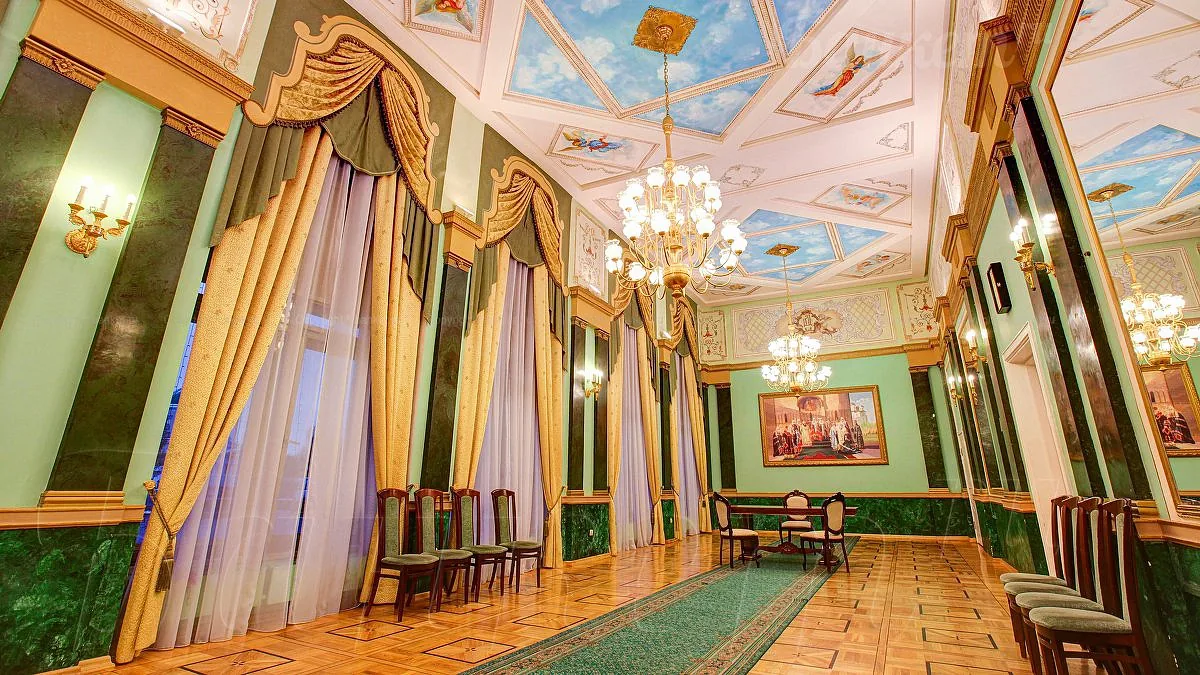 Ресторан Даниловский — Малахитовый зал, фото банкетного зала