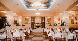 Большой зал (зал с камином) — интерьер зала