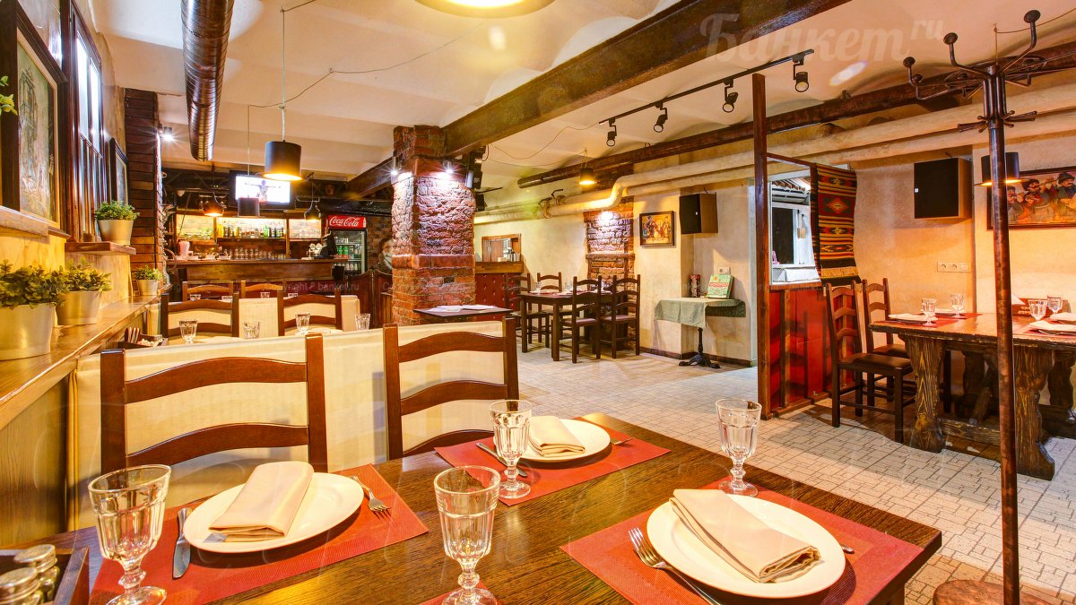 Основной зал — Хинкальная Берега