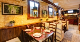 Основной зал — интерьер зала