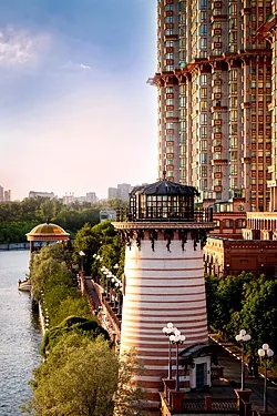 Зал Маяк — Ресторан River Club Moscow, Москва