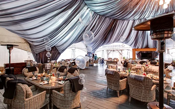 Шатер — Ресторан River Club Moscow, Москва