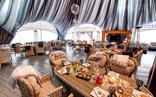 Шатер — Ресторан River Club Moscow, Москва