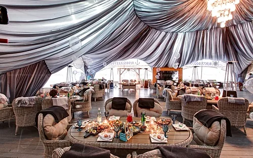 Шатер — Ресторан River Club Moscow, Москва