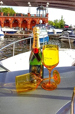 Летняя веранда — Ресторан River Club Moscow, Москва