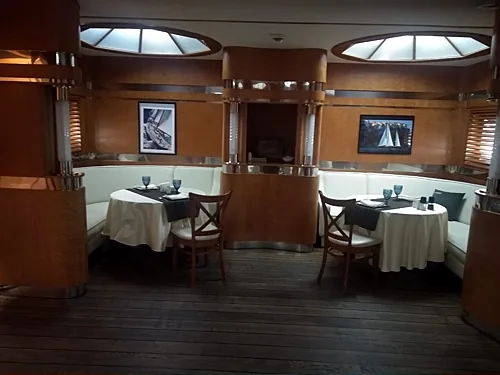 Зал Виски — Ресторан River Club Moscow, Москва