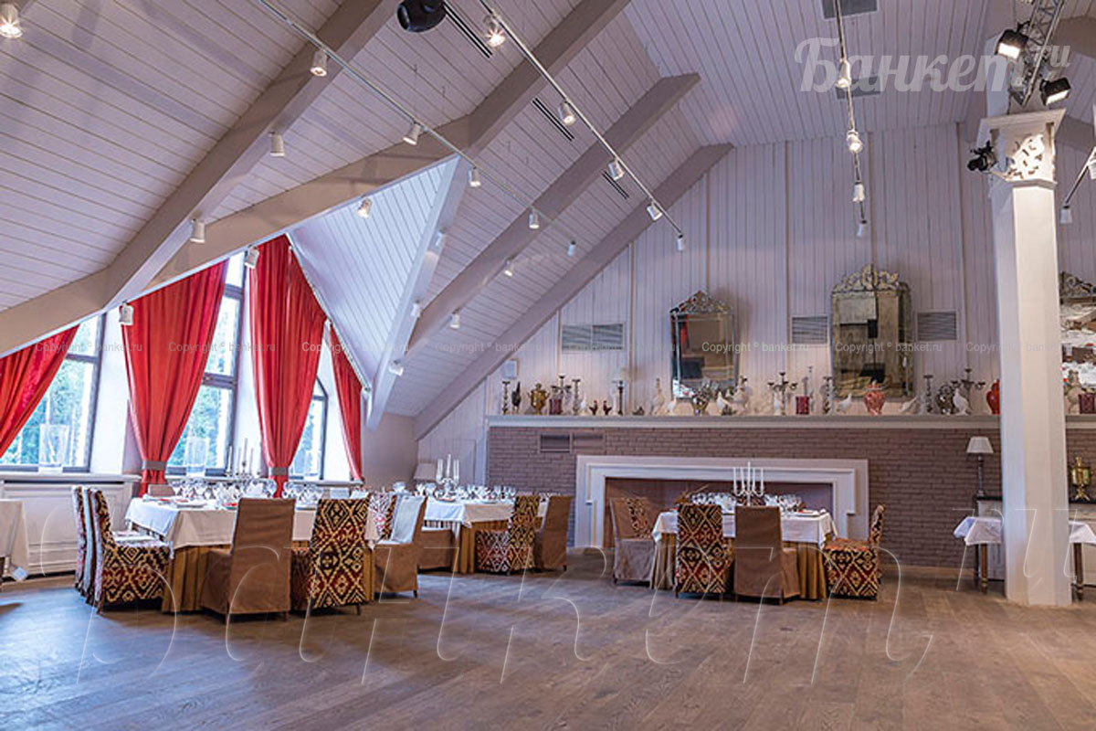 Зеркальный зал — Новорижская застава