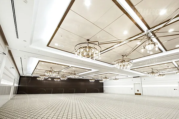 Crystal BallRoom, Основной зал — фото
