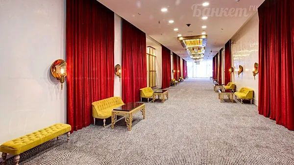 Crystal BallRoom, Основной зал — фото