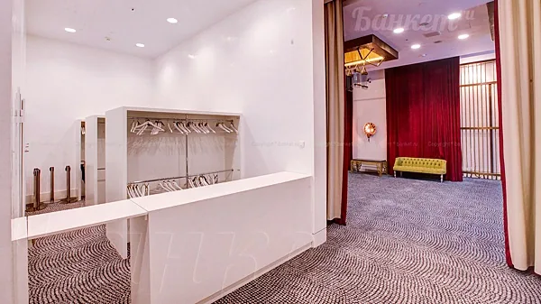 Crystal BallRoom, Основной зал — фото